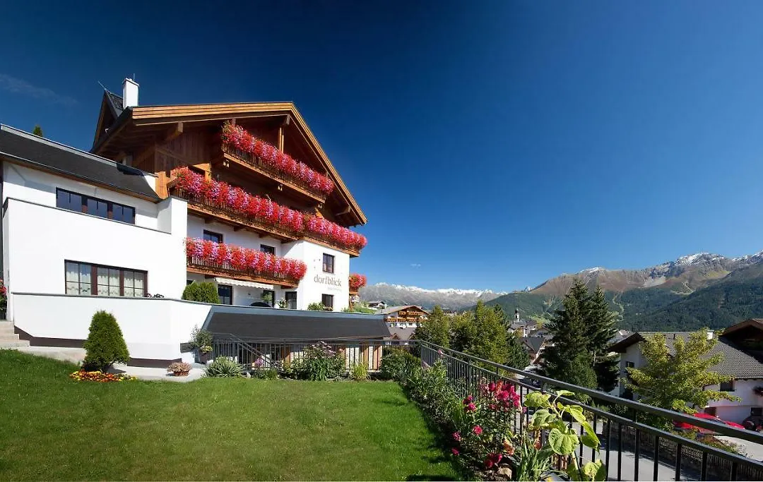 Dorfblick Fiss - Apartments & Rooms-1
